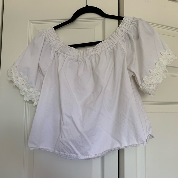 Forever 21 white off the shoulder top - Picture 2 of 2